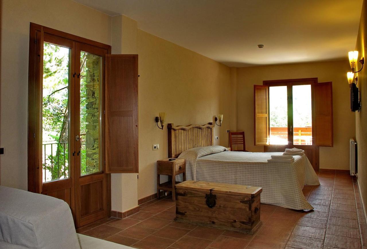 Hostal Les Roquetes Queralbs Exterior photo