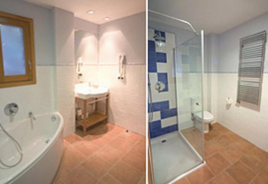 Hostal Les Roquetes Queralbs Room photo